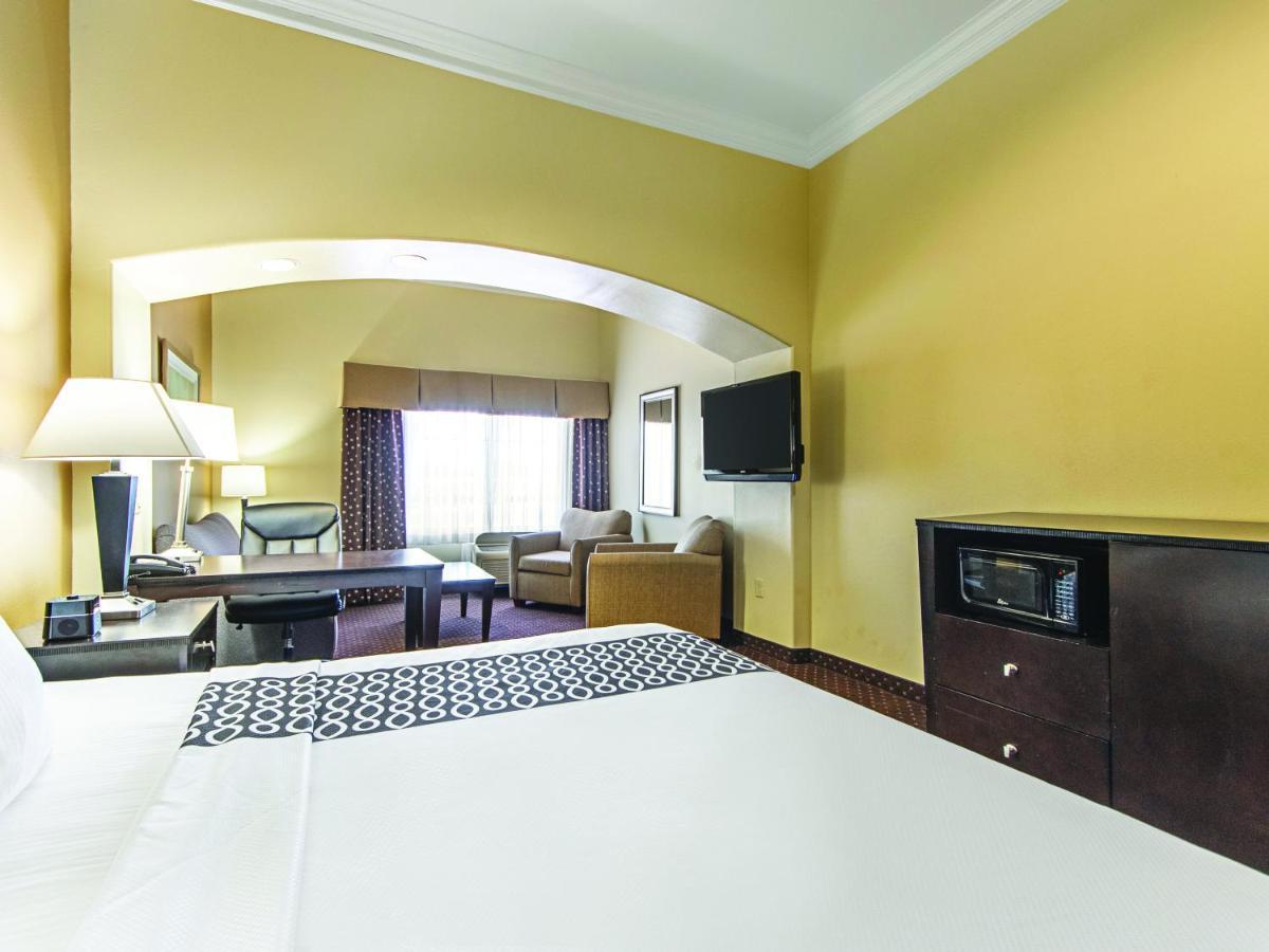 La Quinta By Wyndham Houston New Caney Zewnętrze zdjęcie